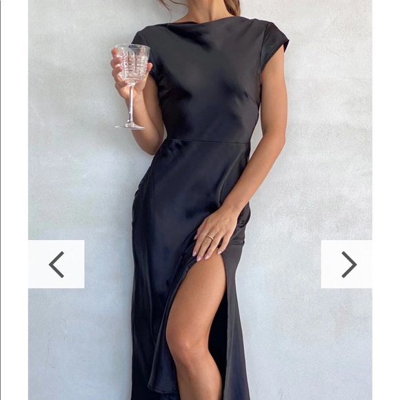 Never worn! Black midi satin dress - Picture 2 of 4